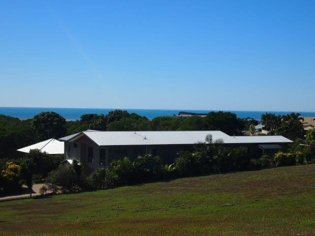 66 Mal Campbell Drive, CRAIGNISH QLD 4655, Craignish - Thumbnail 3