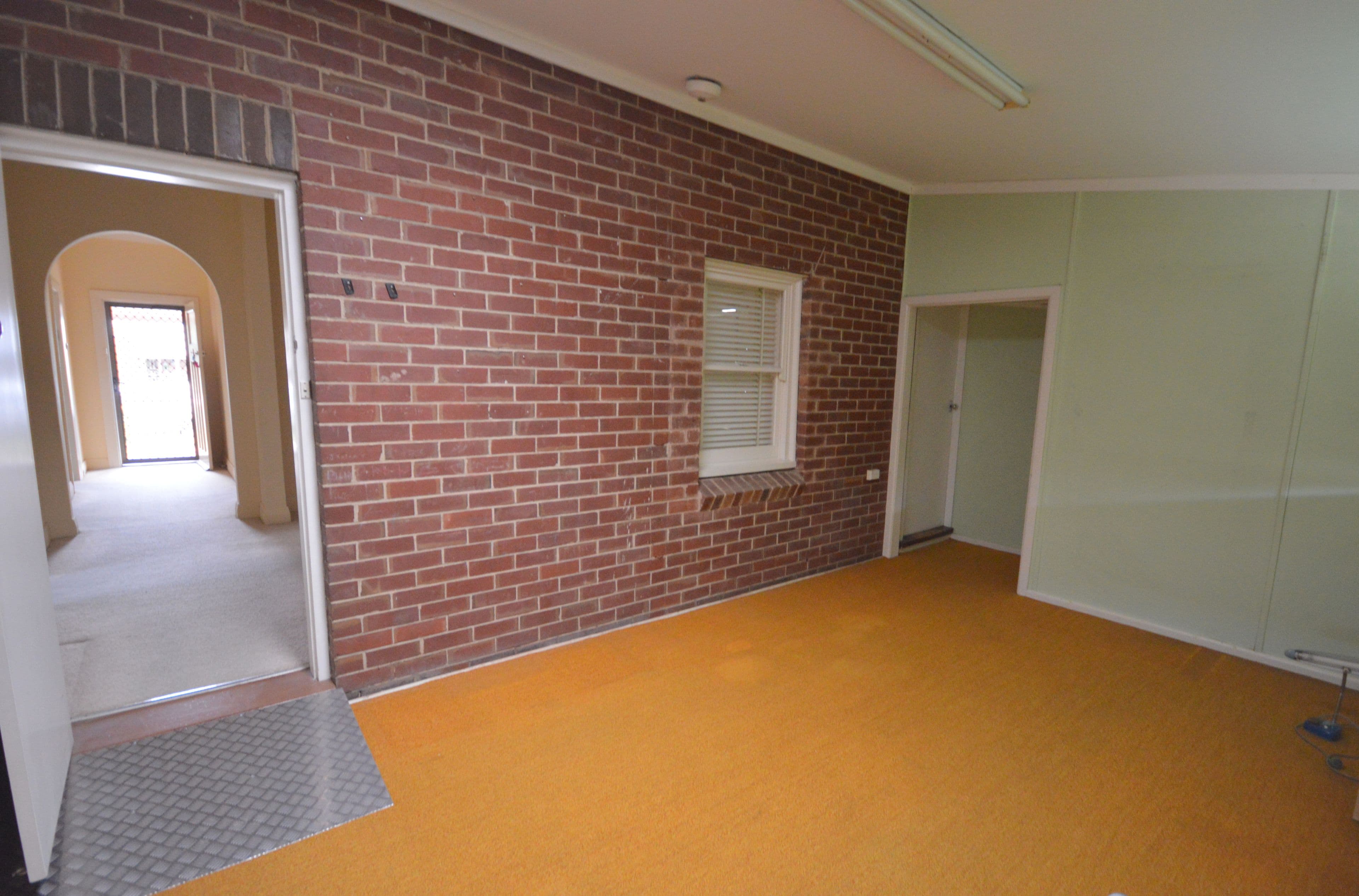 36 Courallie Street, Cowra - Thumbnail 4