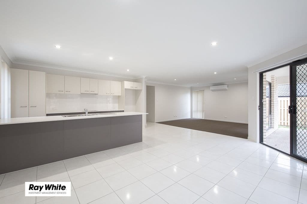 32 Avondale Drive, Pimpama QLD 4209, Pimpama - Thumbnail 2