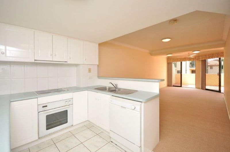 28 Cadell Street, TOOWONG QLD 4066, Toowong - Thumbnail 3