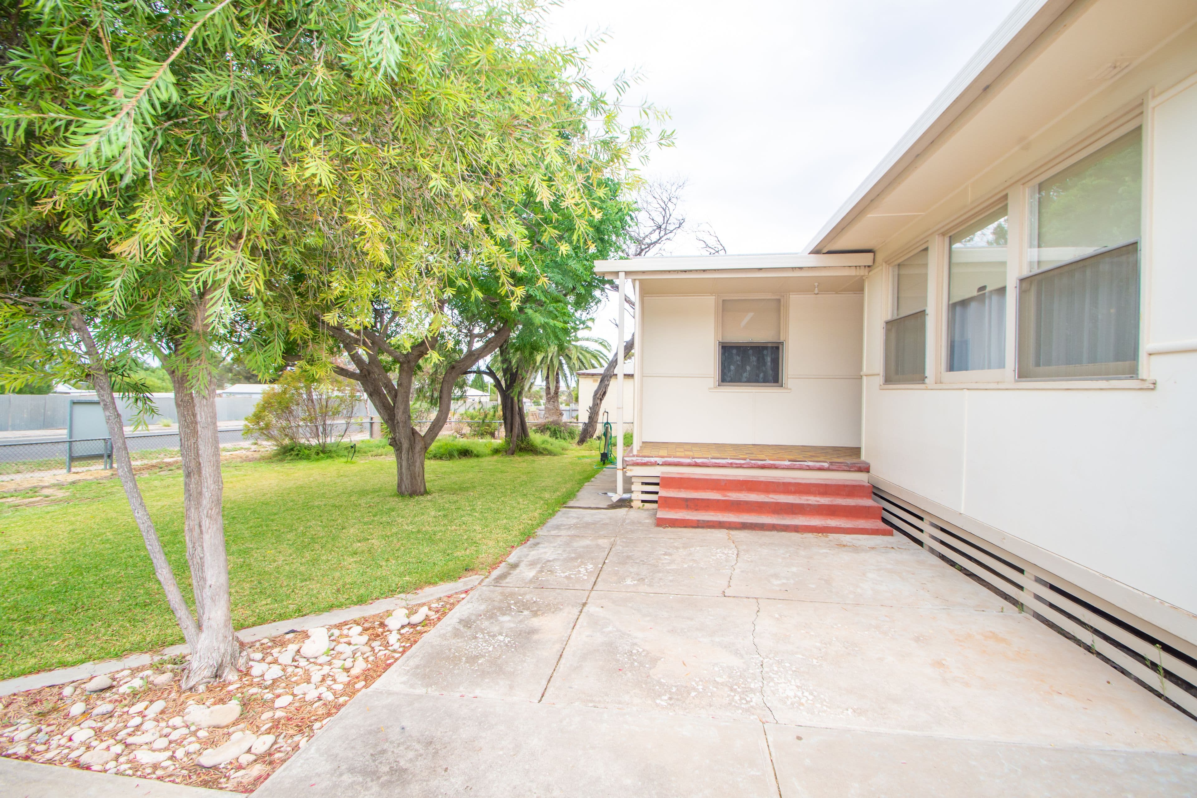 12 Centenary Road, Streaky Bay SA 5680, Streaky Bay - Thumbnail 2