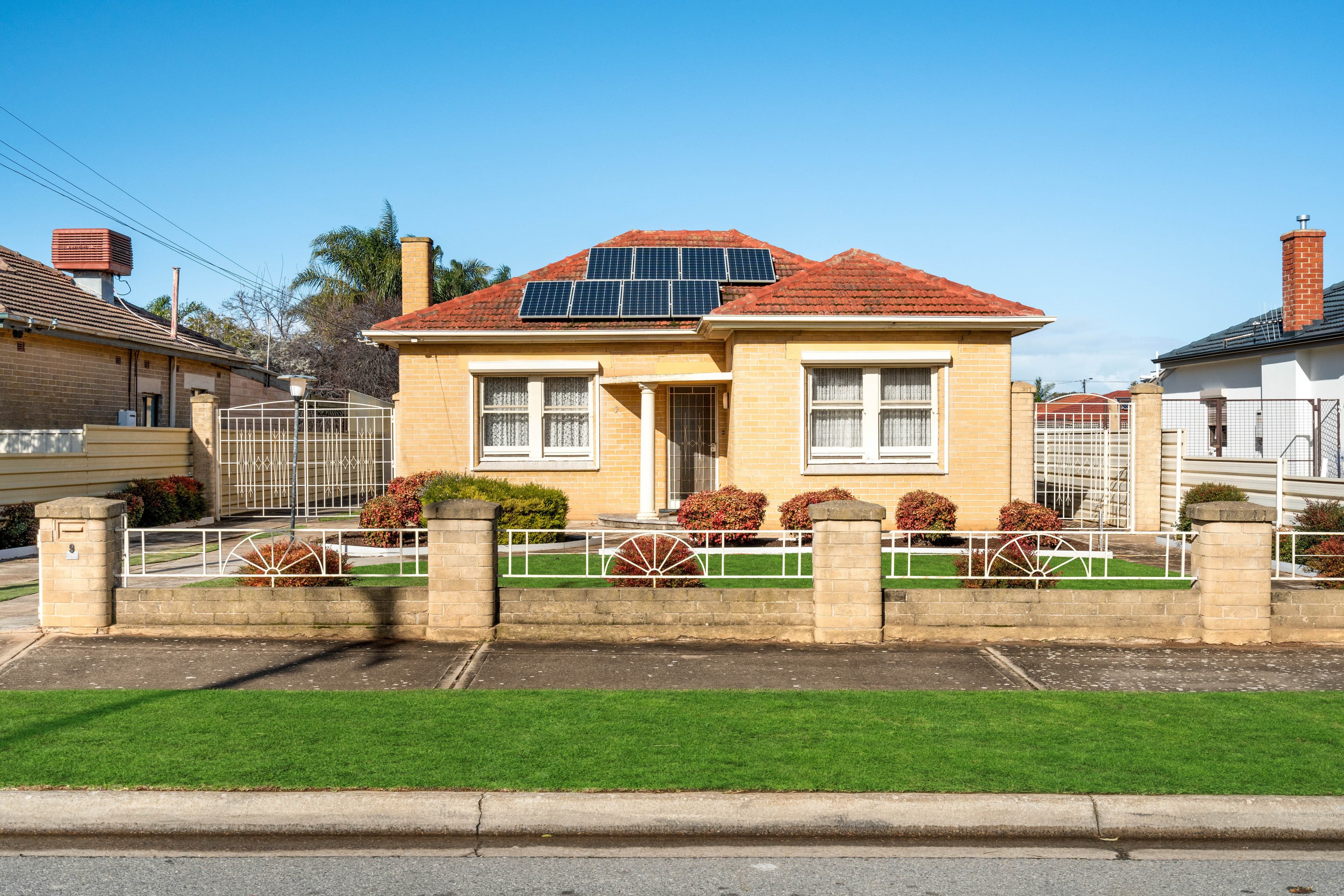 9 Raymond Avenue, Seaton SA 5023, Seaton - Image 1