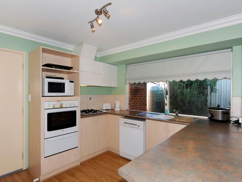 26 Peverett Loop, BALDIVIS WA 6171, Baldivis - Thumbnail 8