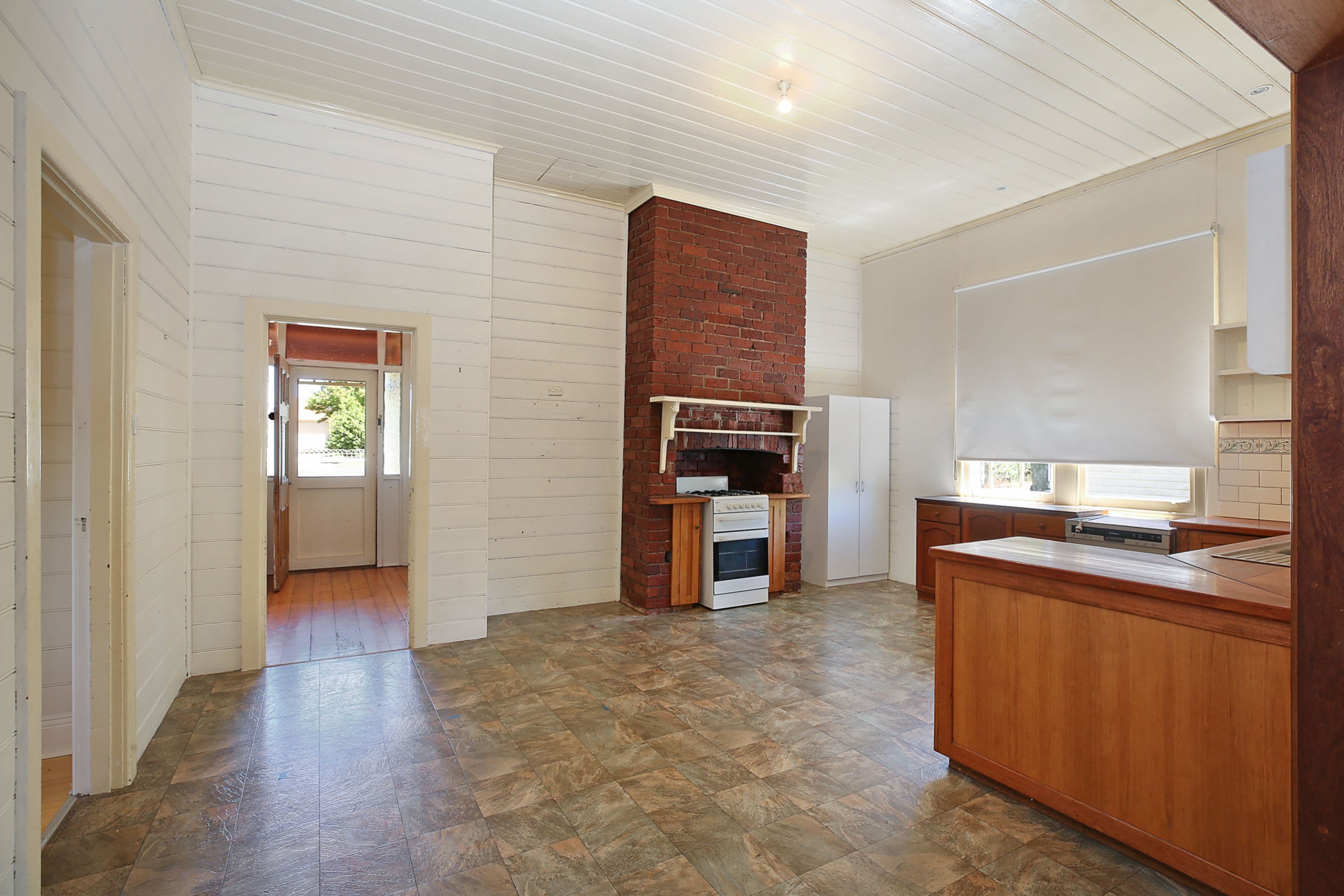 26 Robinson Street, Camperdown VIC 3260, Camperdown - Thumbnail 5