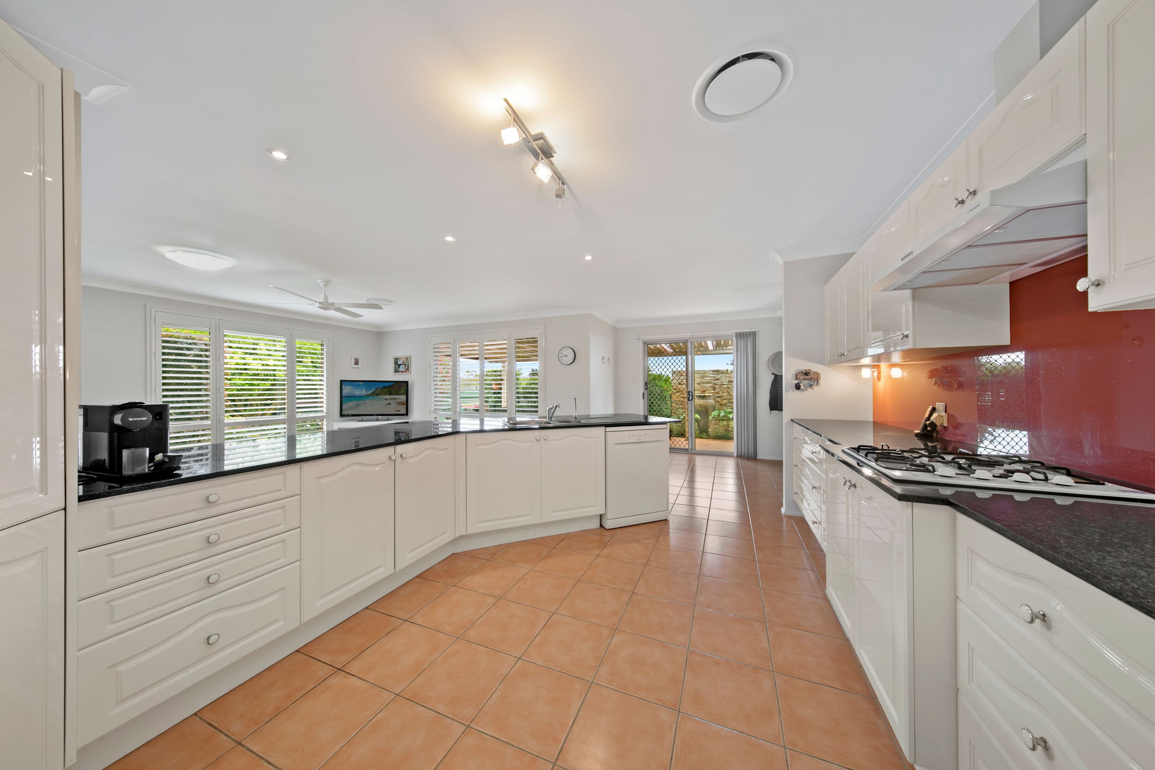 5 Radiata Close, Fletcher NSW 2287, Fletcher - Thumbnail 2
