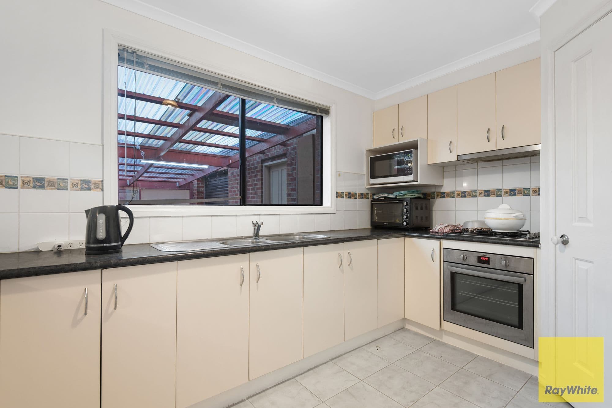 96 Rose Grange Boulevard, Tarneit VIC 3029, Tarneit - Thumbnail 6