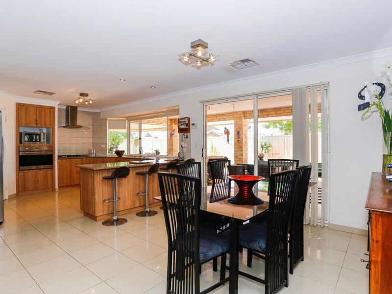 67 Russell Road, Madeley WA 6065, Madeley - Thumbnail 4