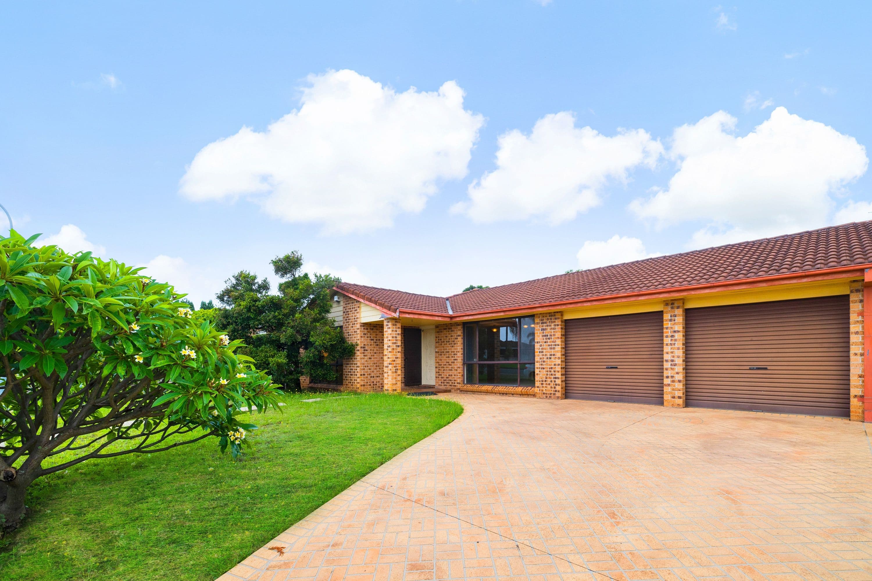 76 Kingfisher Avenue, Bossley Park NSW 2176, Bossley Park - Thumbnail 2