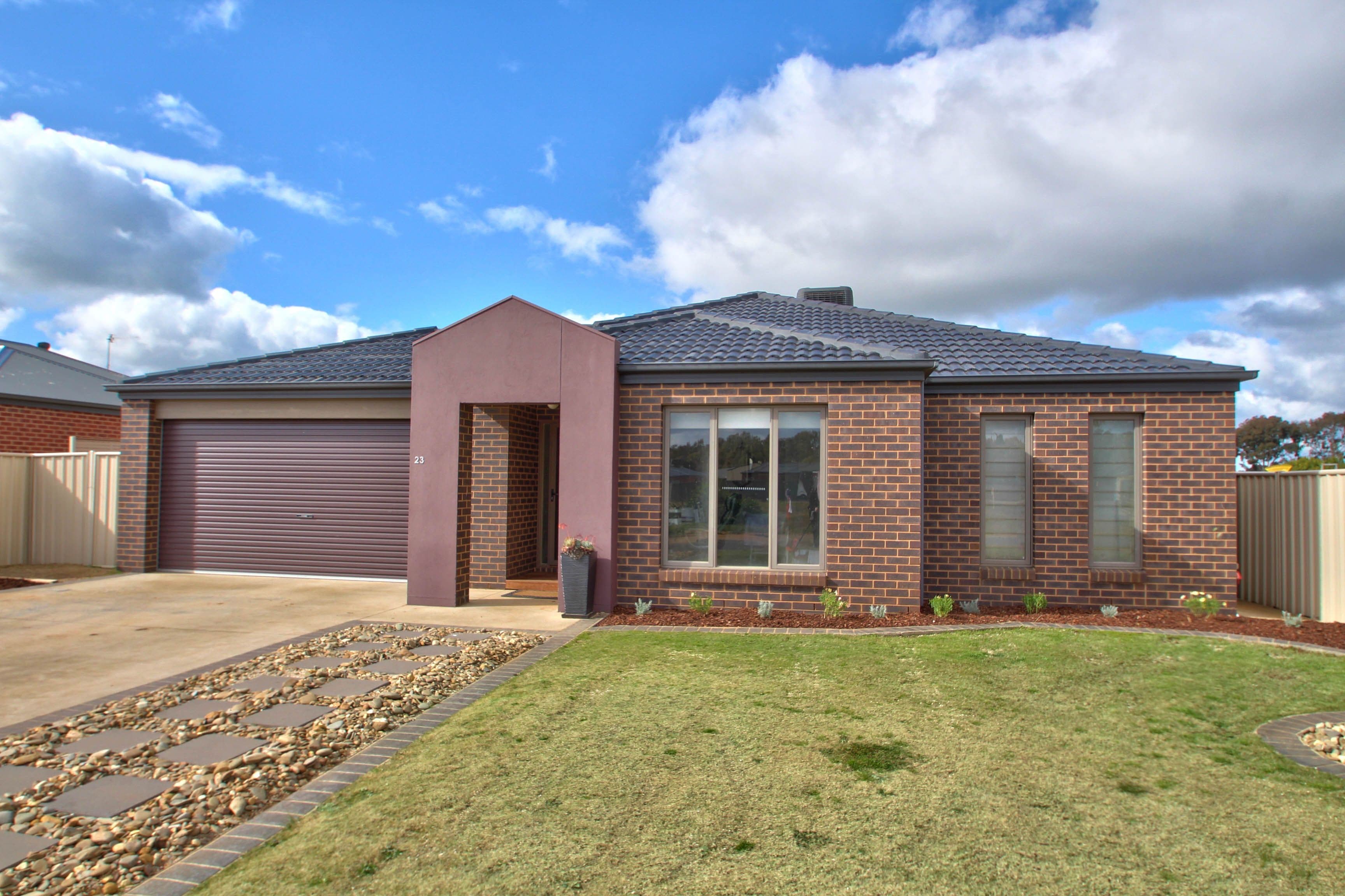 23 Gypsie Crescent, Barooga - Image 1