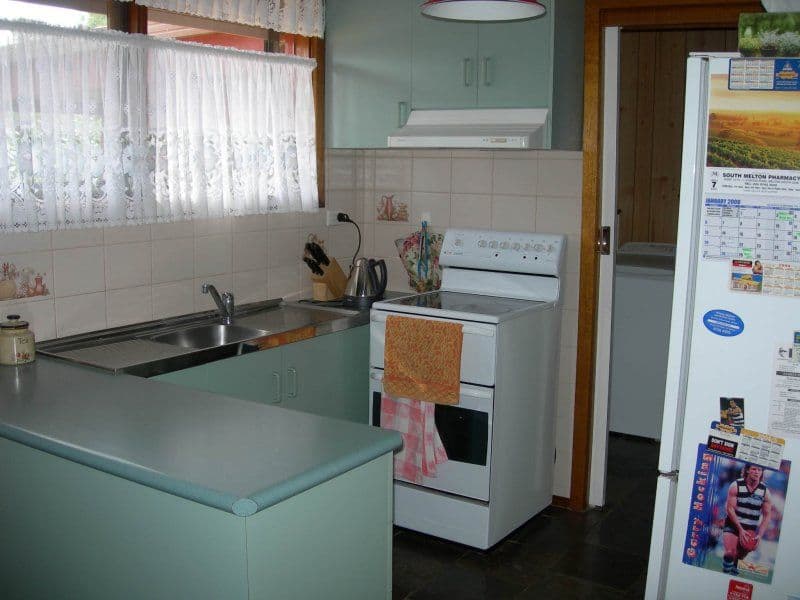 2/15  Stuart Street, Manly NSW 2095, Manly - Thumbnail 2