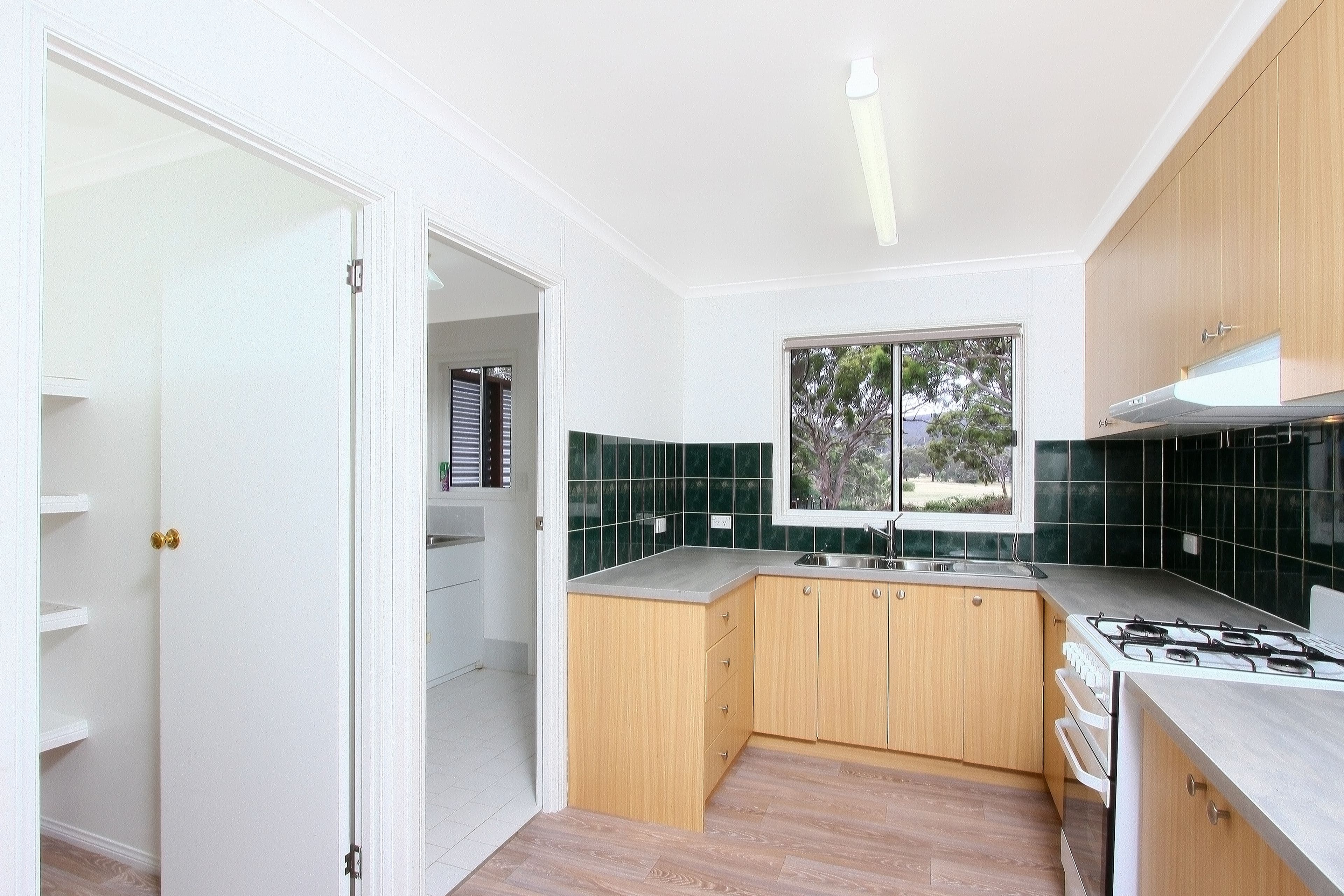 10 Lorn Street, Collector - Thumbnail 6