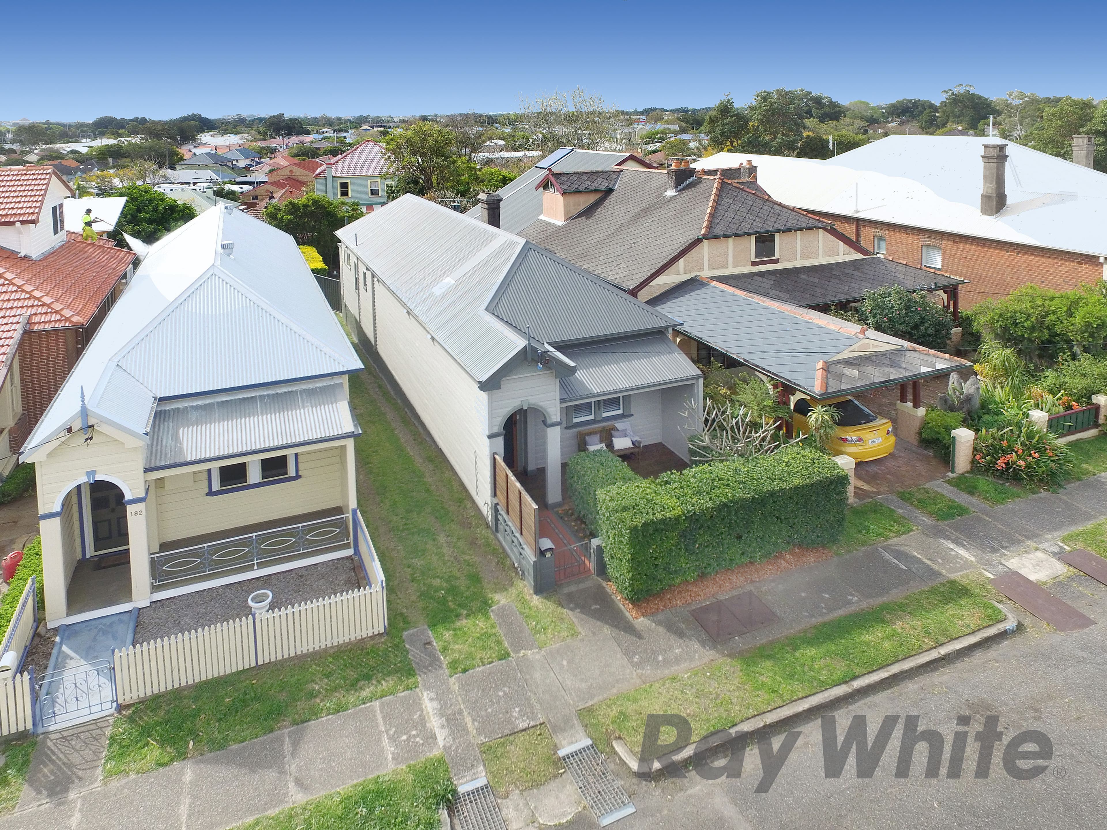 180 Denison Street, Hamilton NSW 2303, Hamilton - Thumbnail 2
