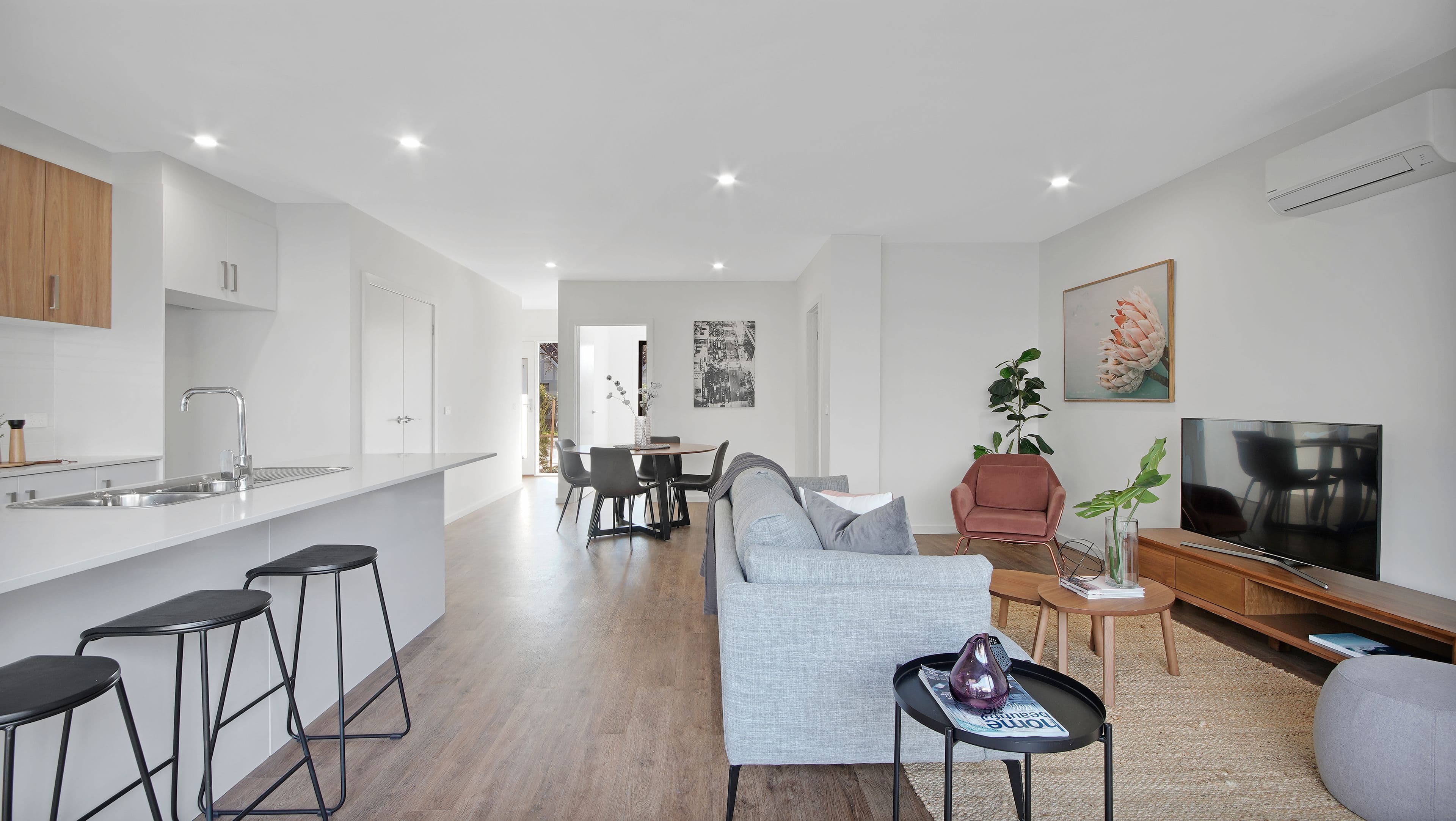 35 Crookston Road, Reservoir VIC 3073, Reservoir - Thumbnail 8