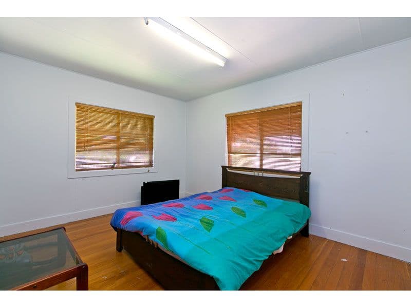 12 Base Street, Victoria Point QLD 4165, Victoria Point - Thumbnail 7