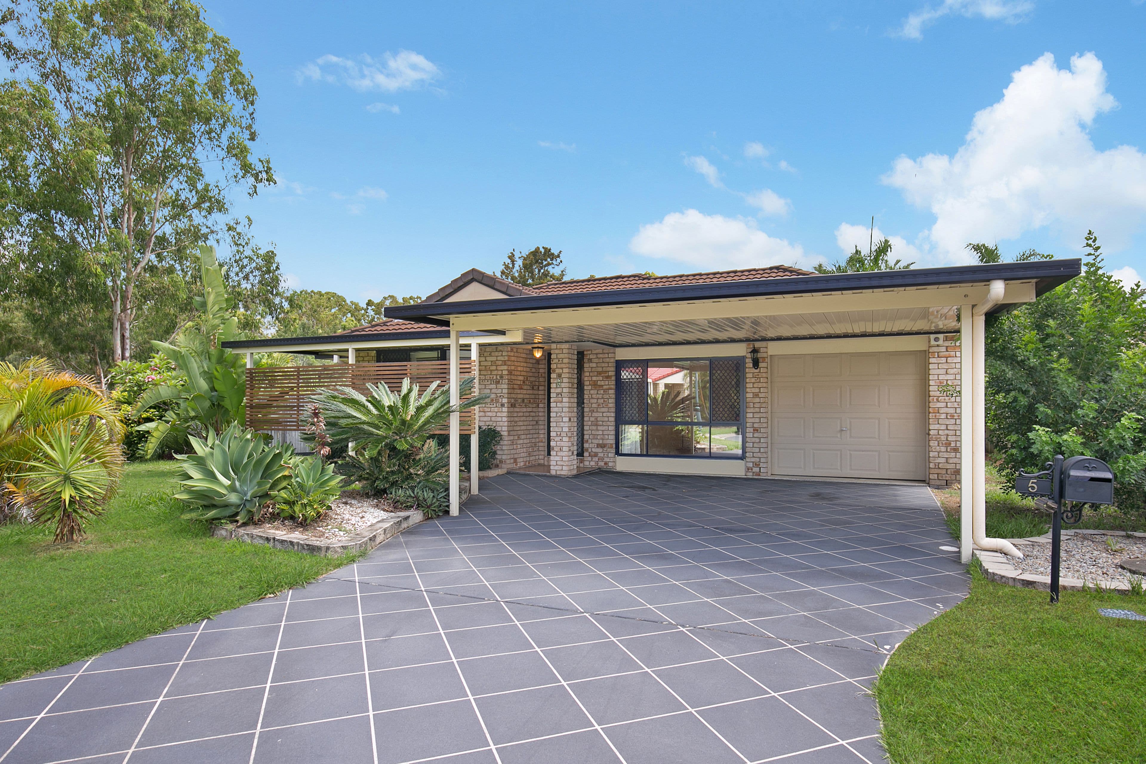 5 Freycinet Court, Loganholme QLD 4129, Loganholme - Image 1