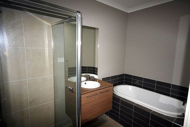 40 Wilkins Crescent, BURNSIDE HEIGHTS VIC 3023, Burnside Heights - Thumbnail 5