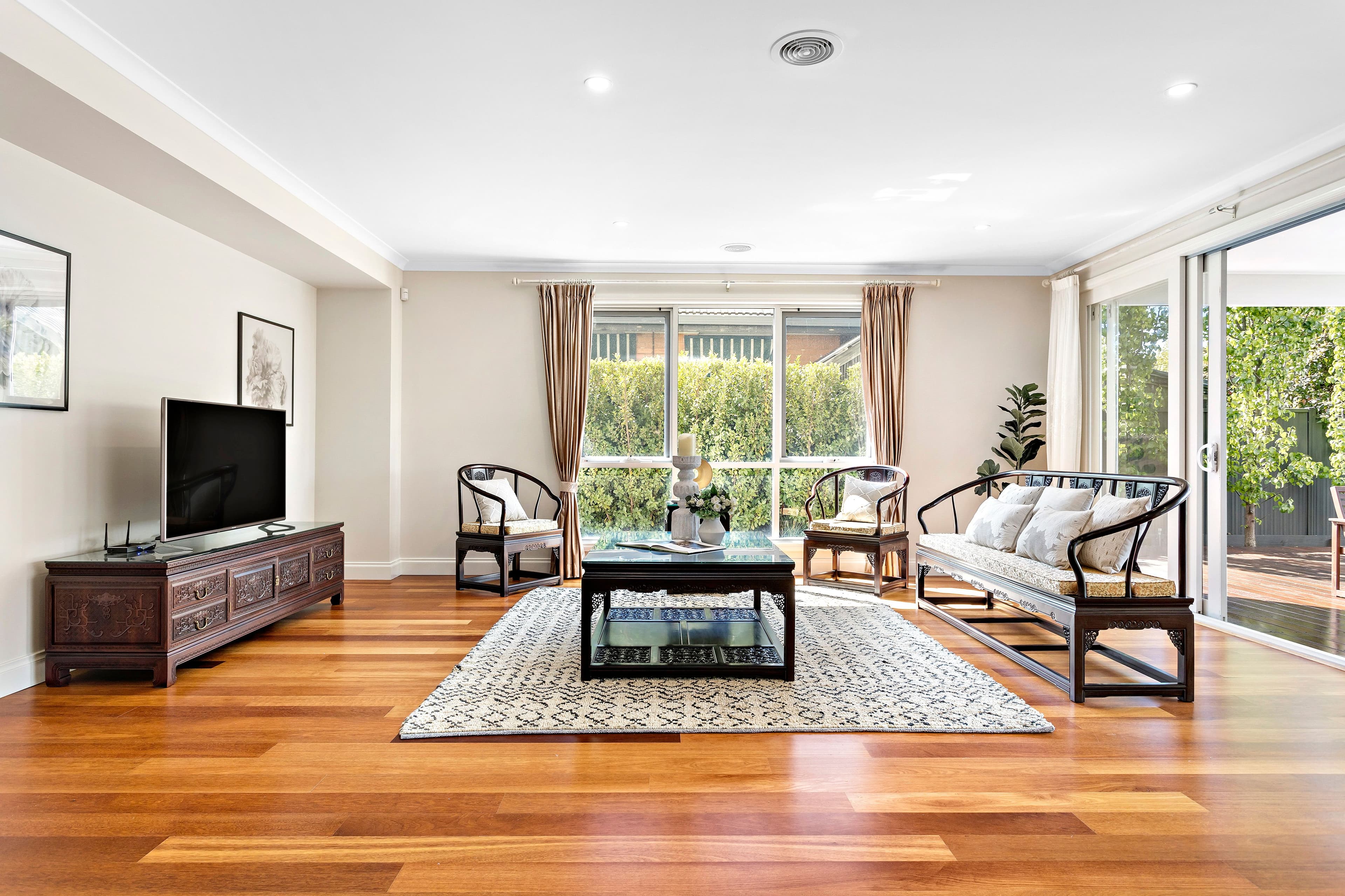 4 Willow Avenue, Glen Waverley VIC 3150, Glen Waverley - Thumbnail 3