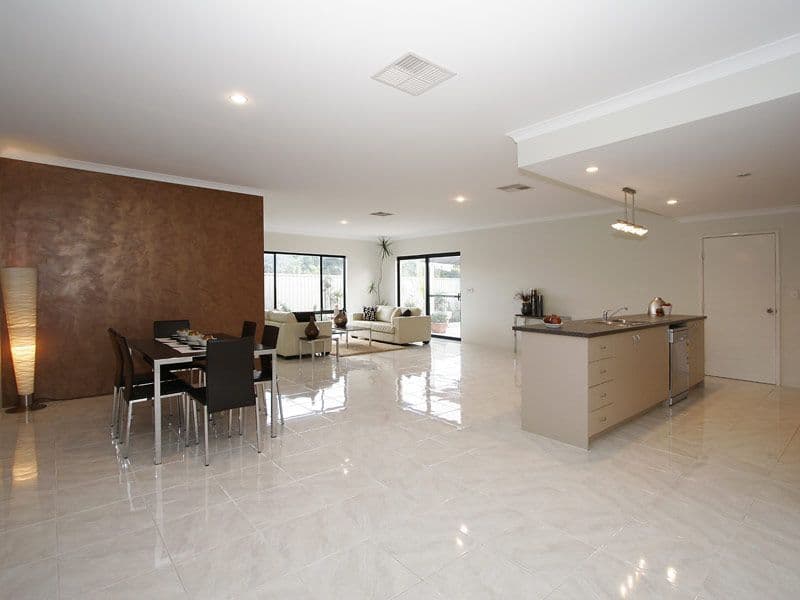 71 Hamersley Place, MORLEY WA 6062, Morley - Thumbnail 2
