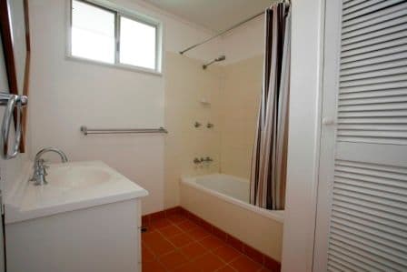 5 Majanna Street, MOUNT LOUISA QLD 4814, Mount Louisa - Thumbnail 4