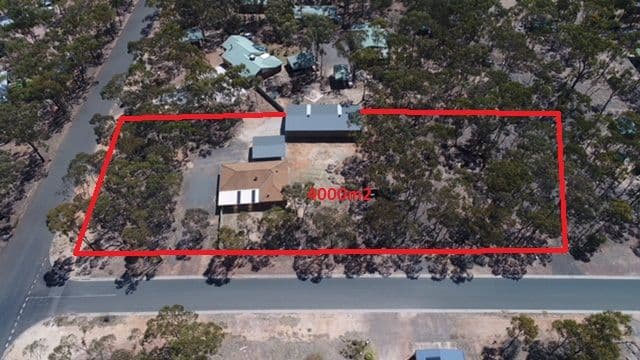 92 East Road, Huntly VIC 3551, Huntly - Image 1