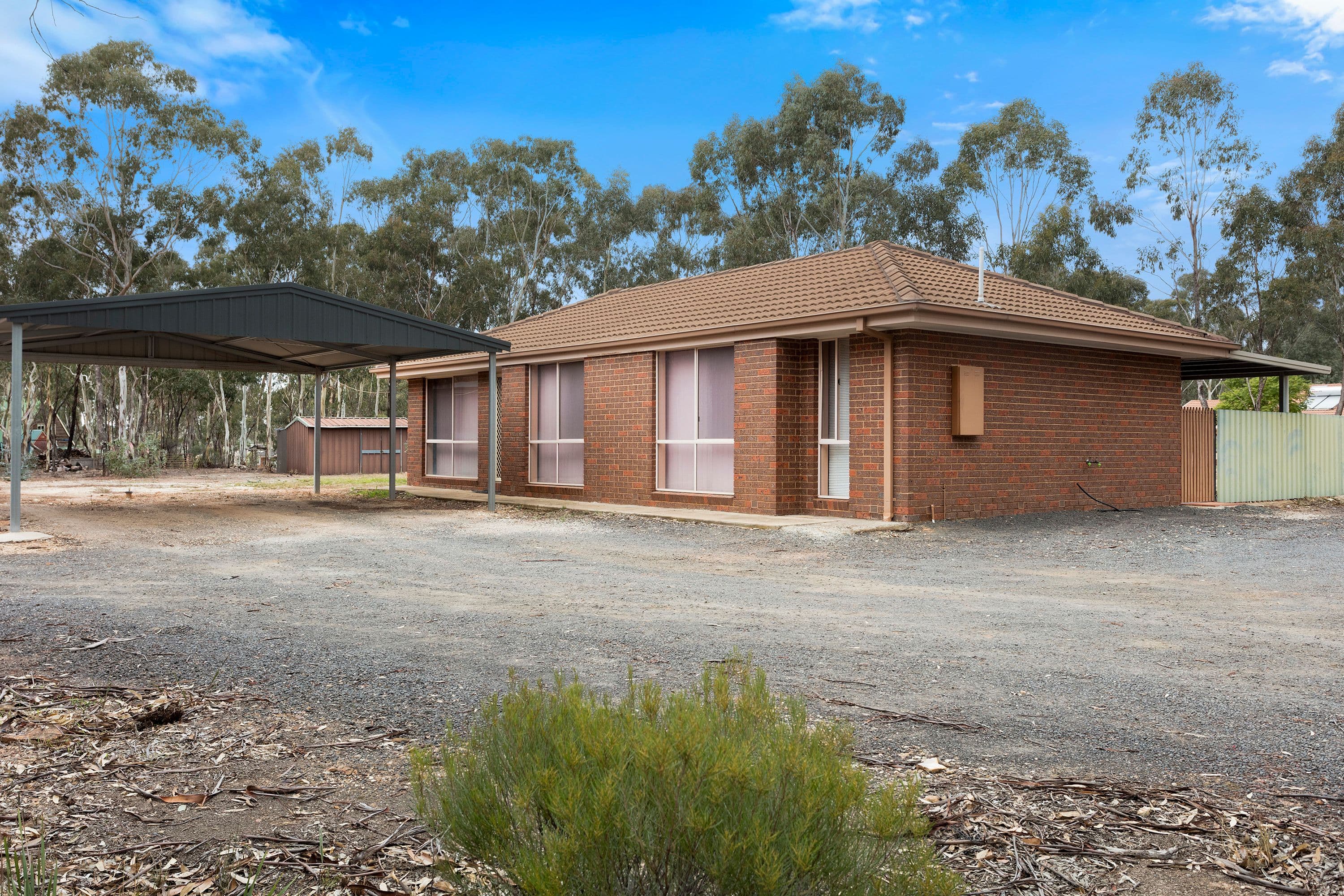 92 East Road, Huntly VIC 3551, Huntly - Thumbnail 2