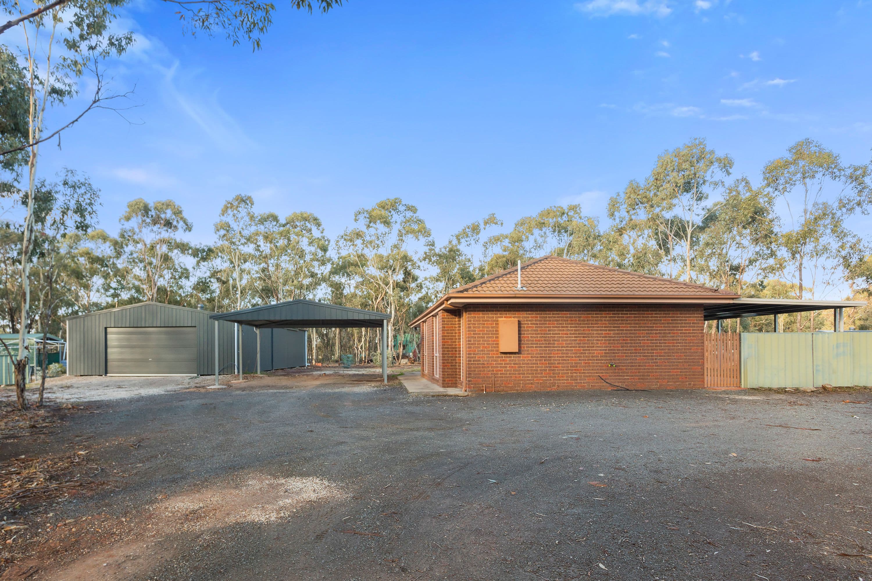 92 East Road, Huntly VIC 3551, Huntly - Thumbnail 3