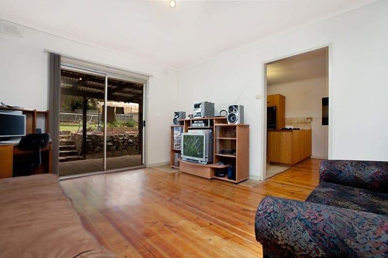 12  Lugarno Street, REDWOOD PARK SA 5097, Redwood Park - Thumbnail 2