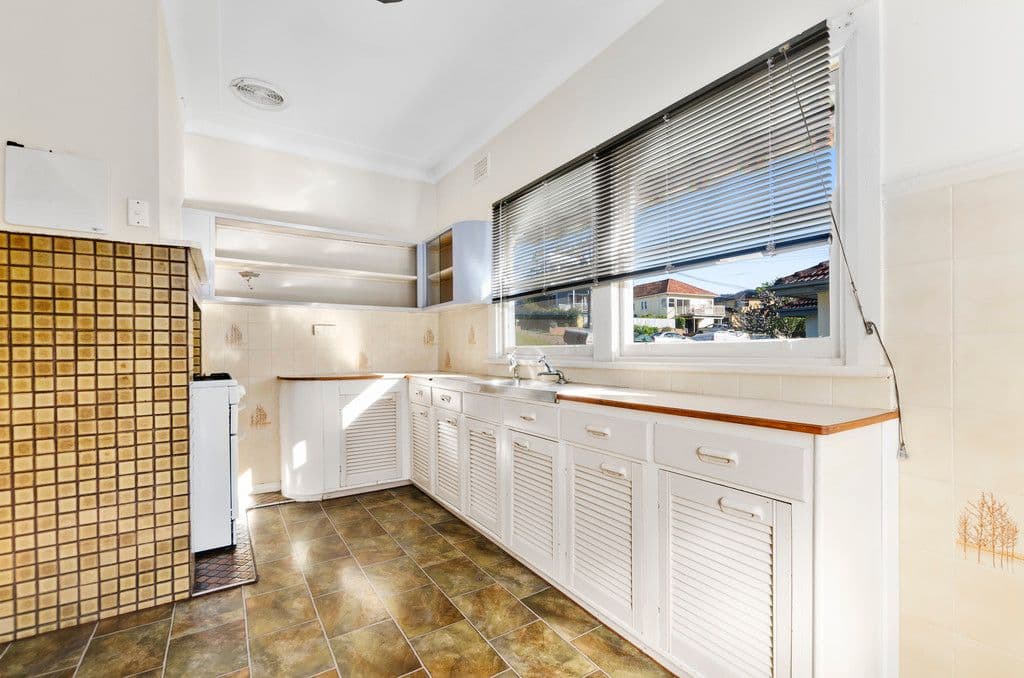 8 Sturdee Avenue, Bulli - Thumbnail 7