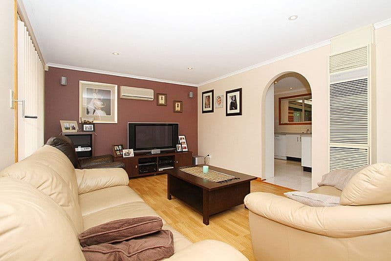 18D Purinuan Road, RESERVOIR VIC 3073, Reservoir - Thumbnail 2