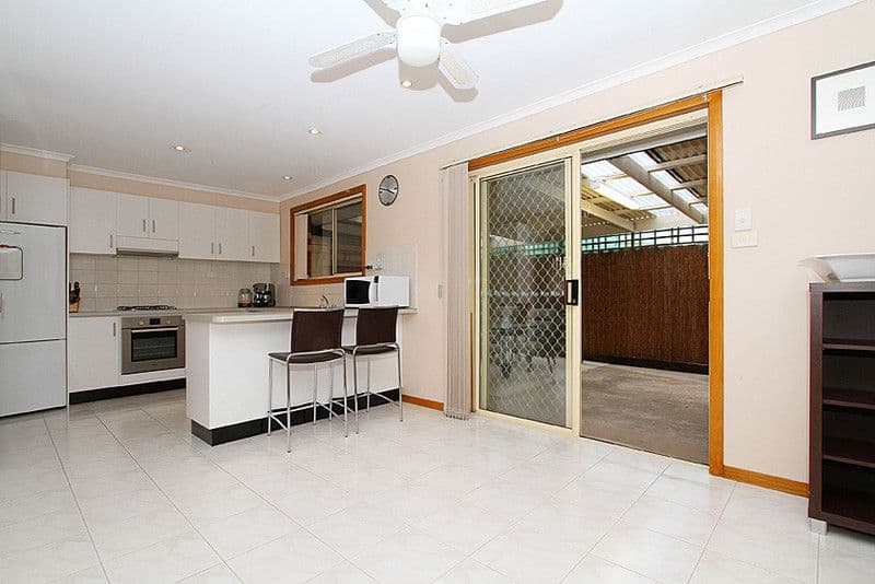 18D Purinuan Road, RESERVOIR VIC 3073, Reservoir - Thumbnail 5