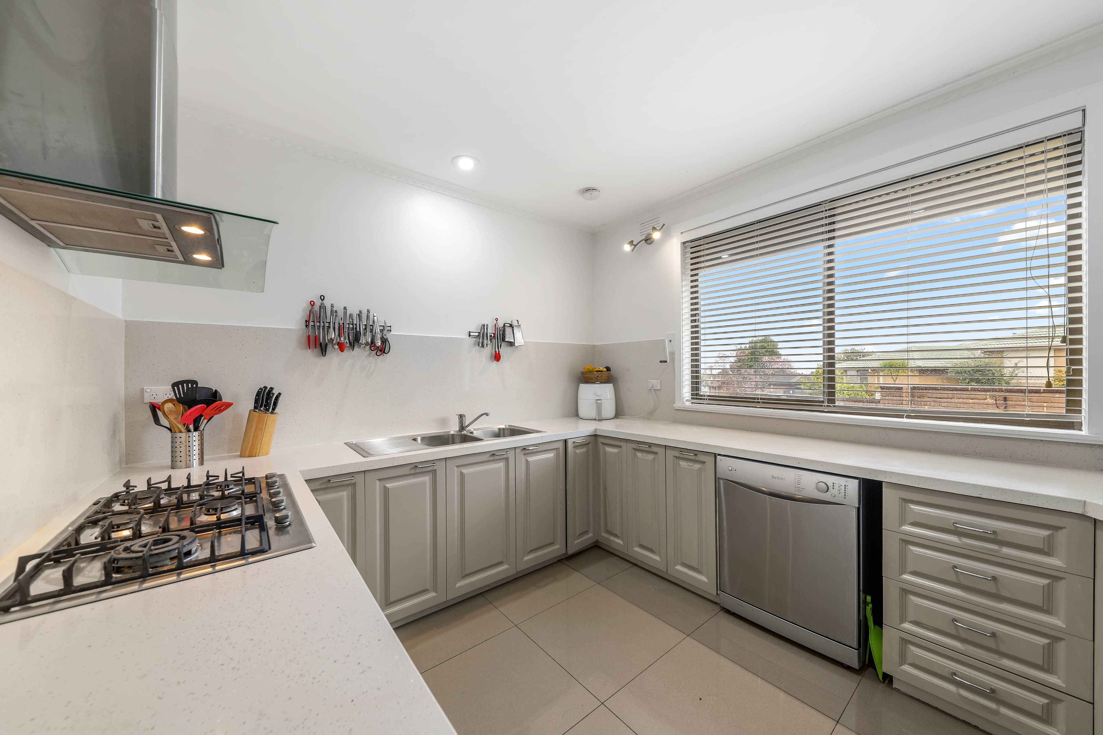 13 Rawdon Hill Drive, Dandenong North VIC 3175, Dandenong North - Thumbnail 6