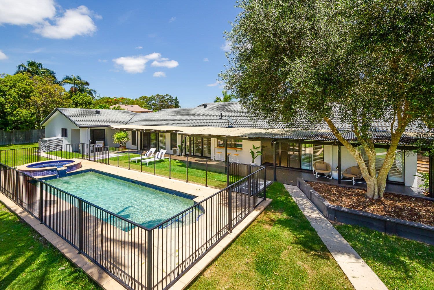 9 Jutland Place, Currumbin Waters QLD 4223, Currumbin Waters - Thumbnail 6