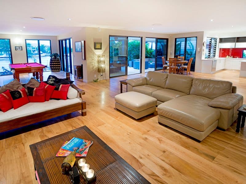 28 Calmwater Crescent, HELENSVALE QLD 4212, Helensvale - Thumbnail 5