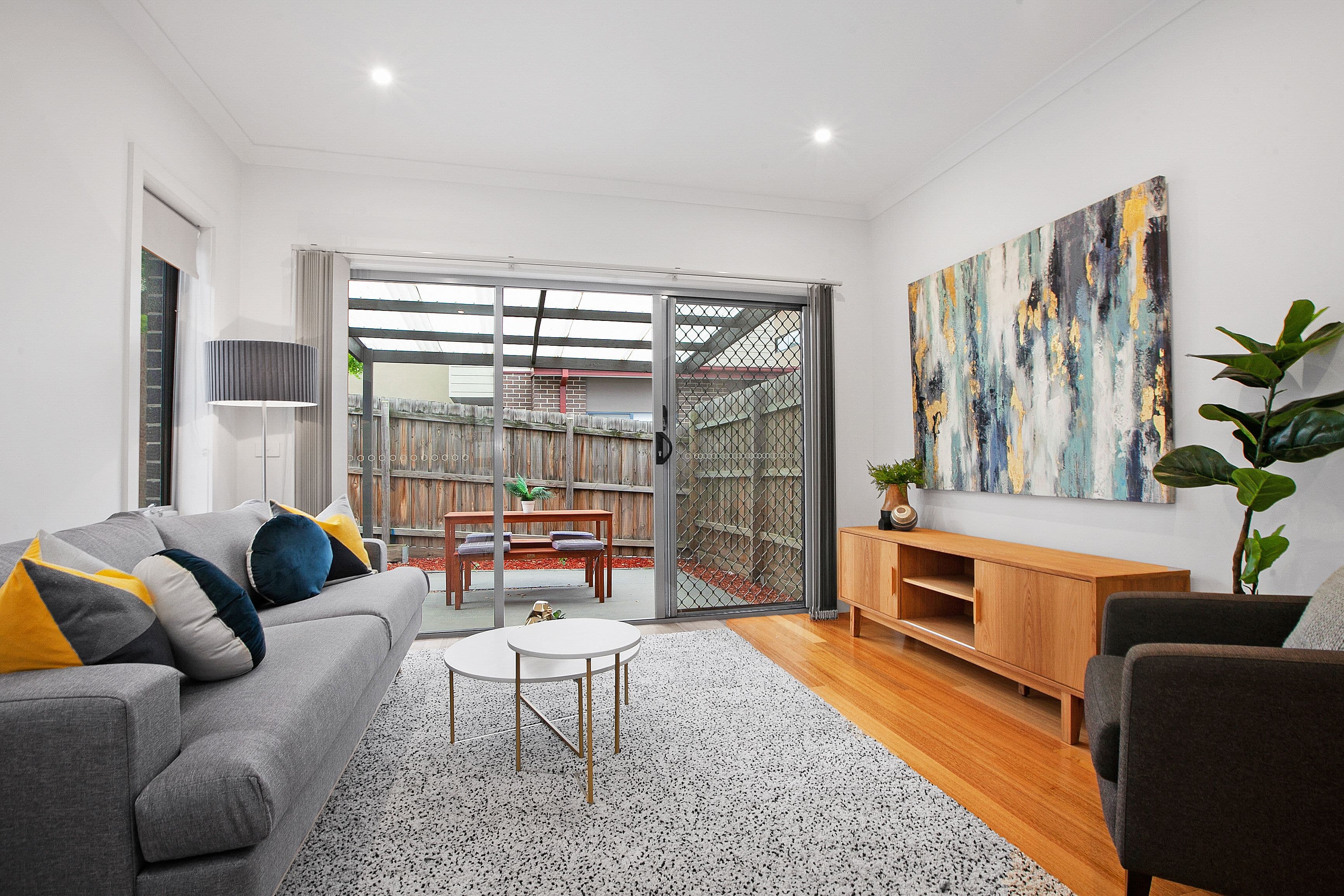 8 Miranda Road, Reservoir VIC 3073, Reservoir - Thumbnail 2