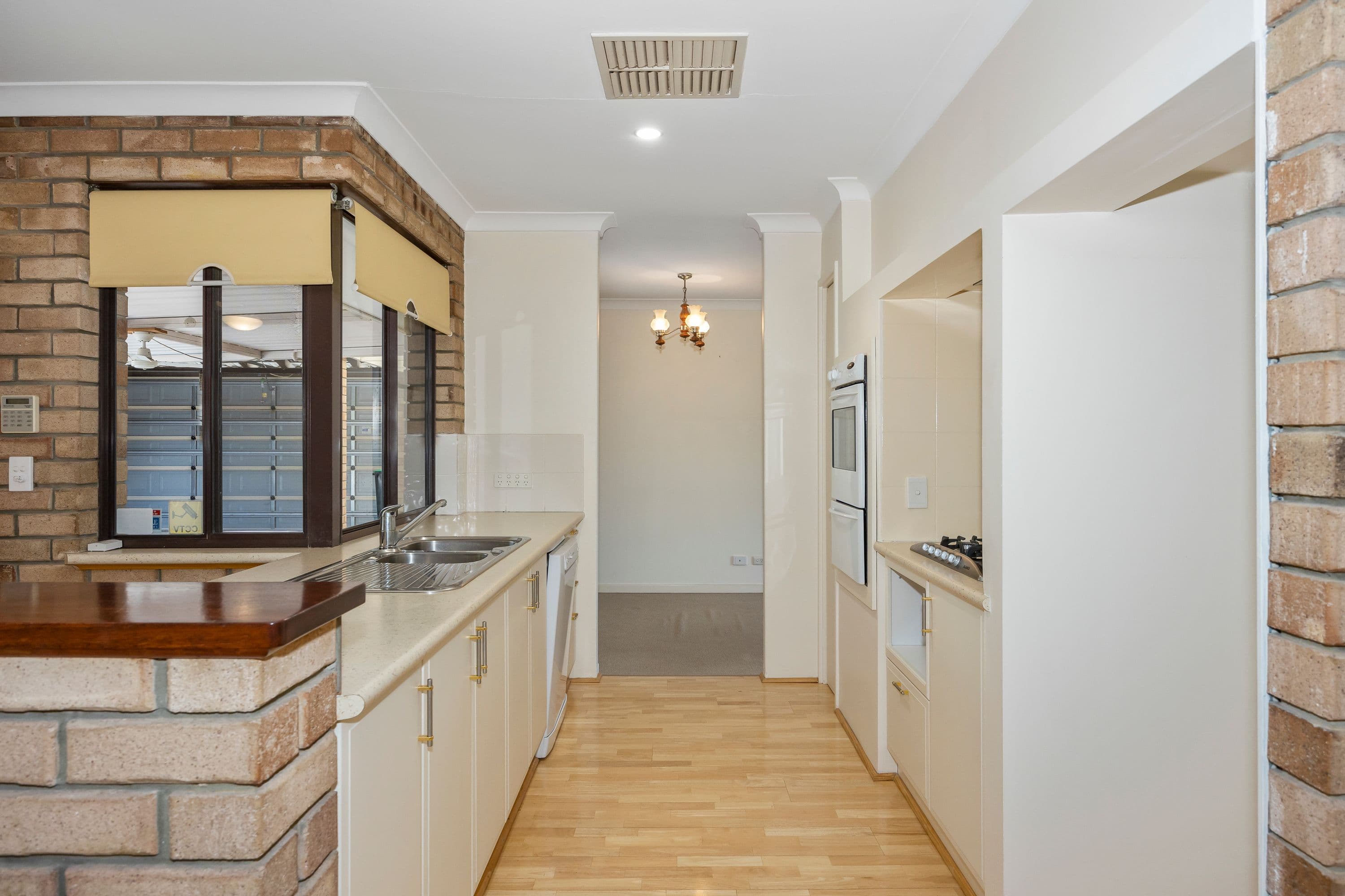 11 Seacrest Drive, Sorrento WA 6020, Sorrento - Thumbnail 8