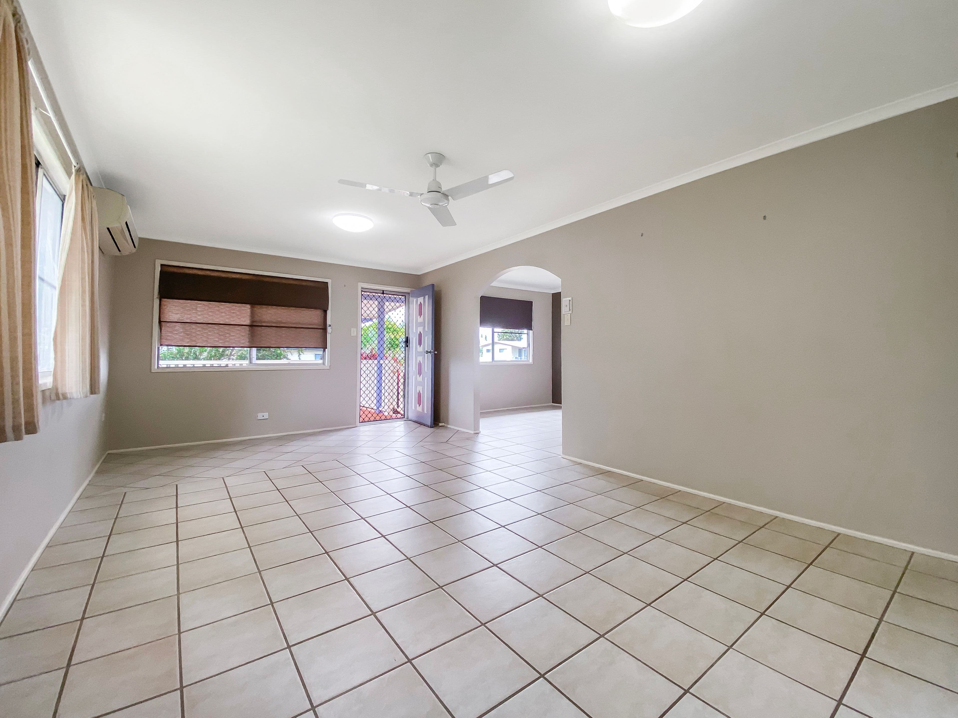 21 Ware Avenue, Sarina QLD 4737, Sarina - Thumbnail 3