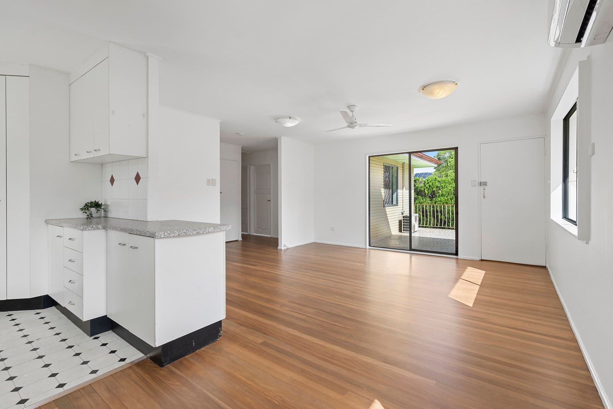 112 Dykes Street, Mount Gravatt East QLD 4122, Mount Gravatt East - Thumbnail 5