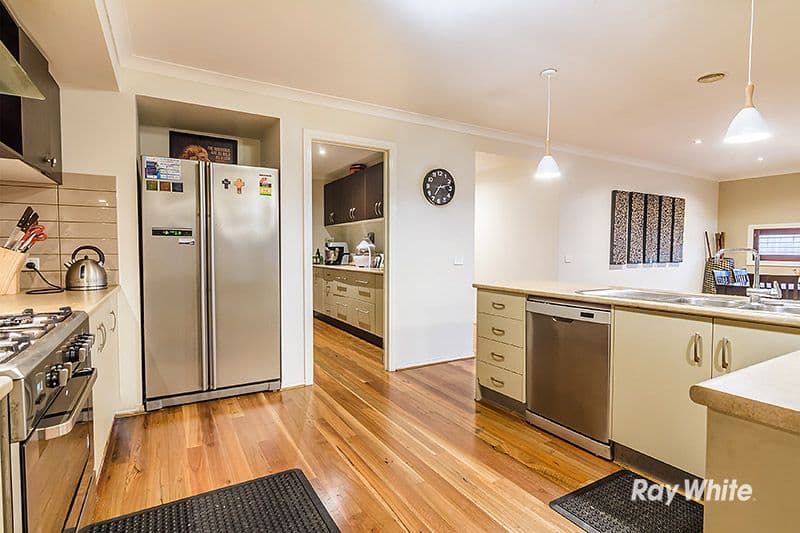 54 Thunderbolt Drive, Cranbourne East VIC 3977, Cranbourne East - Thumbnail 7