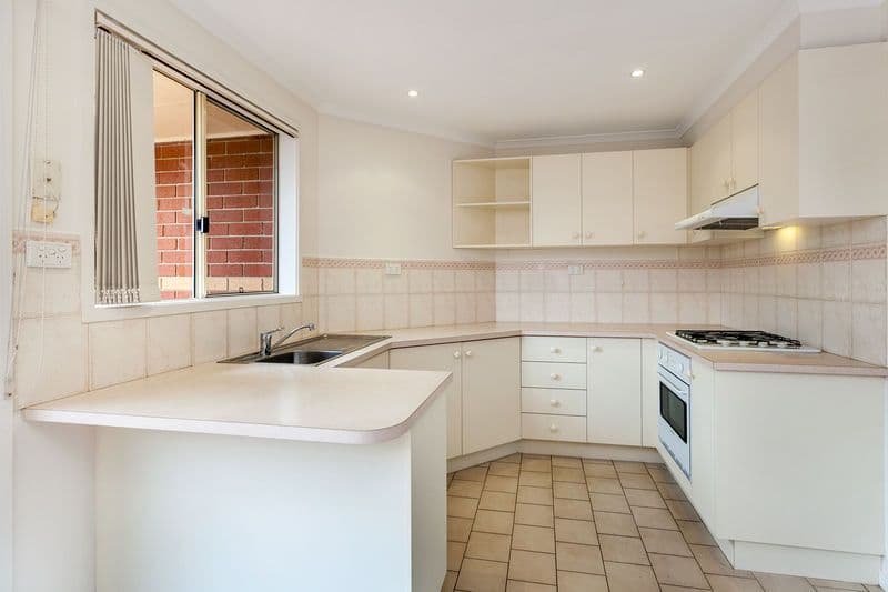 10 Cabot Drive, EPPING VIC 3076, Epping - Thumbnail 2