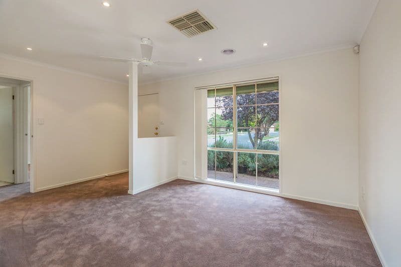 10 Cabot Drive, EPPING VIC 3076, Epping - Thumbnail 6