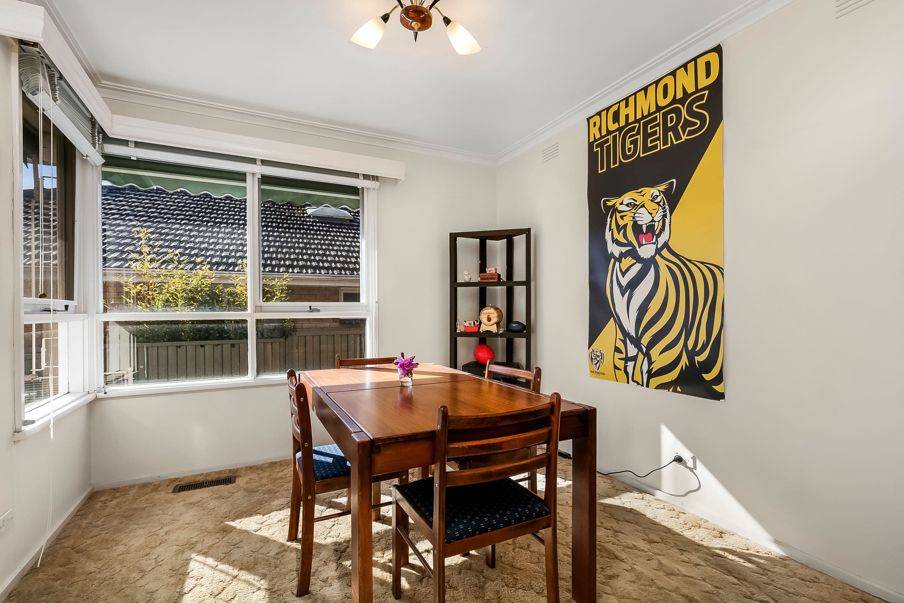16 Burramine Road, Glen Waverley VIC 3150, Glen Waverley - Thumbnail 4