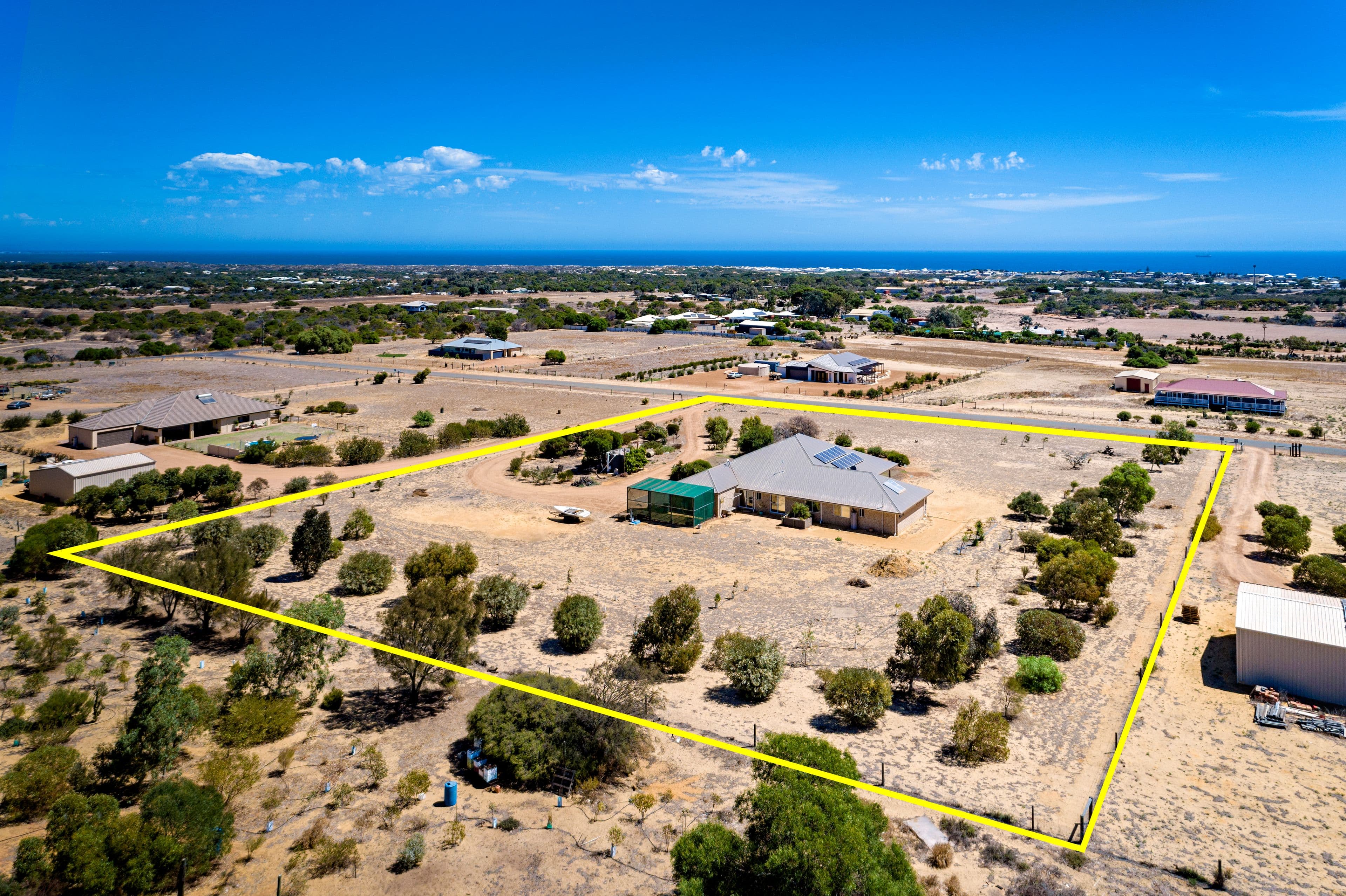 18 Dolbys Drive, Waggrakine WA 6530, Waggrakine - Thumbnail 2