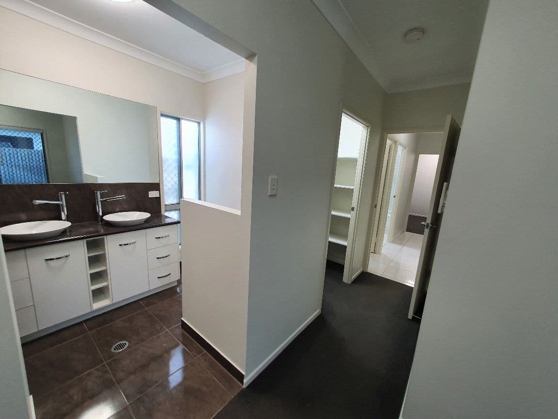 23 Tasman Circuit, Burdell QLD 4818, Burdell - Thumbnail 5