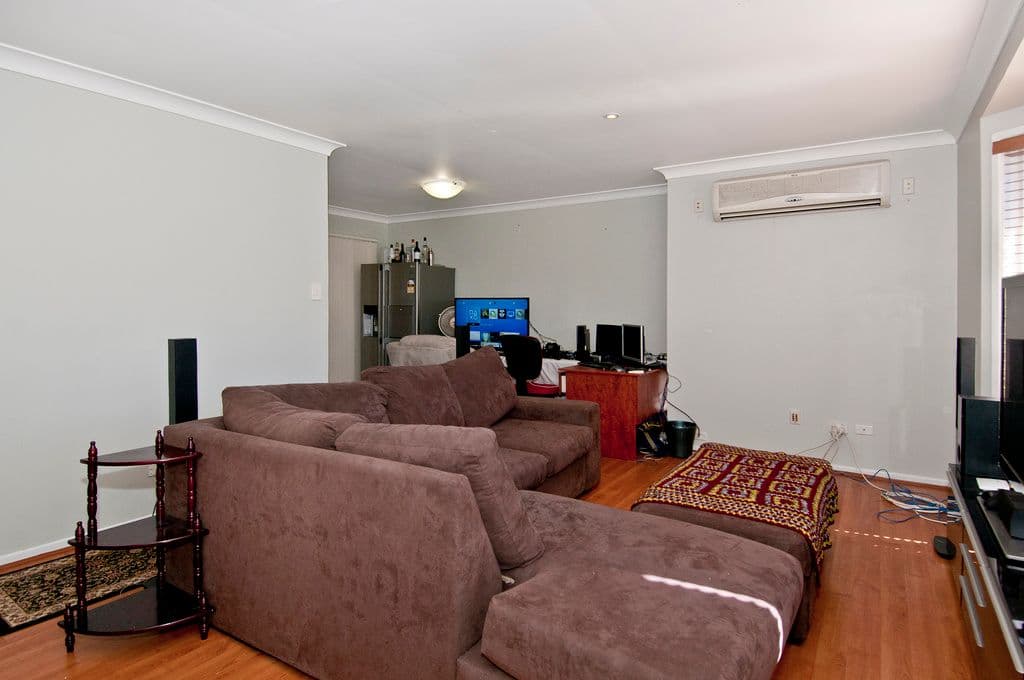 29 Royena Court, CRESTMEAD QLD 4132, Crestmead - Thumbnail 5