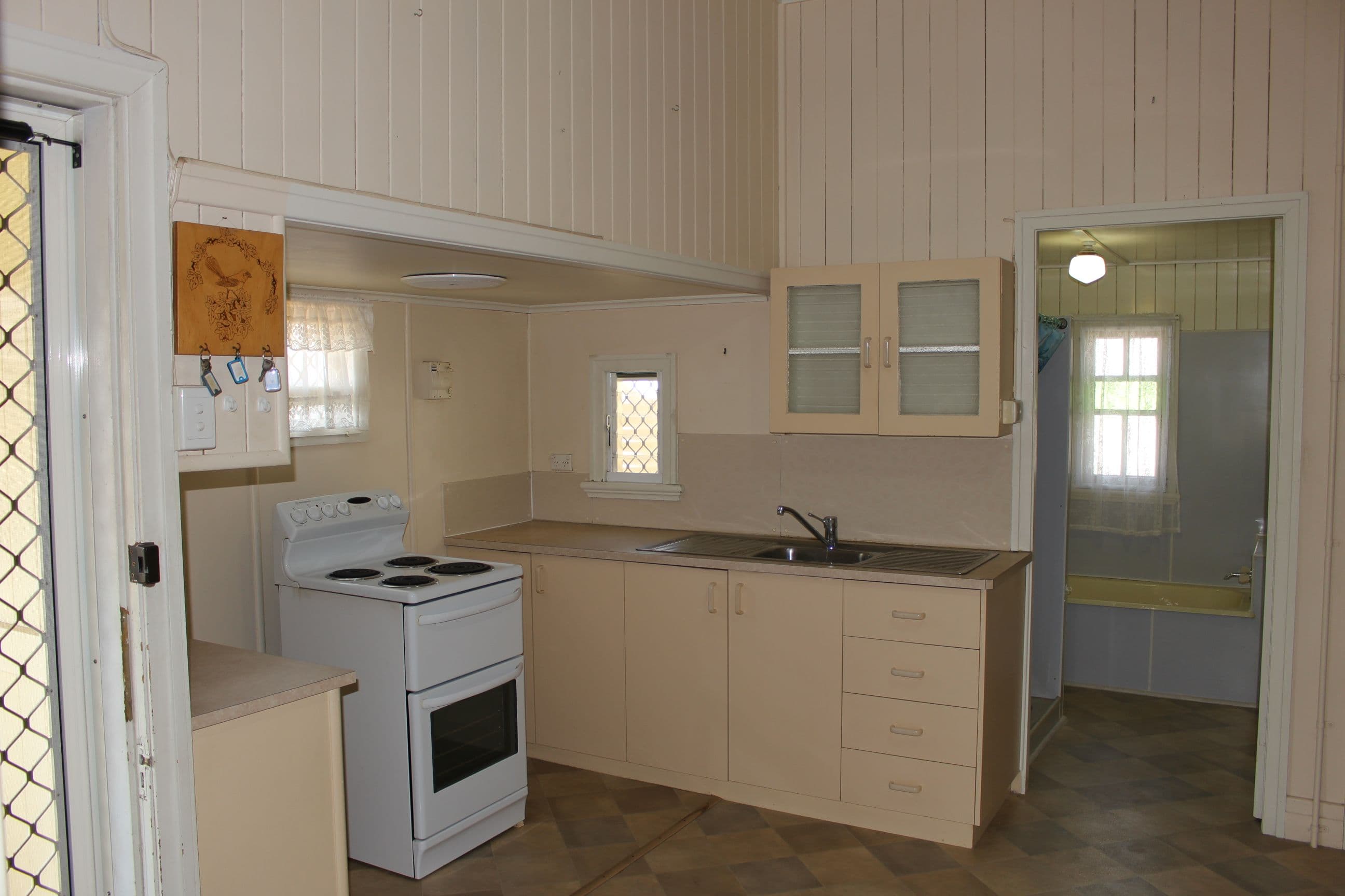 17 Michel Street, Lowood QLD 4311, Lowood - Thumbnail 7