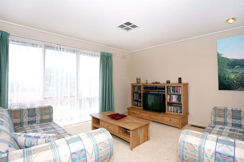 87 Rollinghills Road, CHIRNSIDE PARK VIC 3116, Chirnside Park - Thumbnail 2