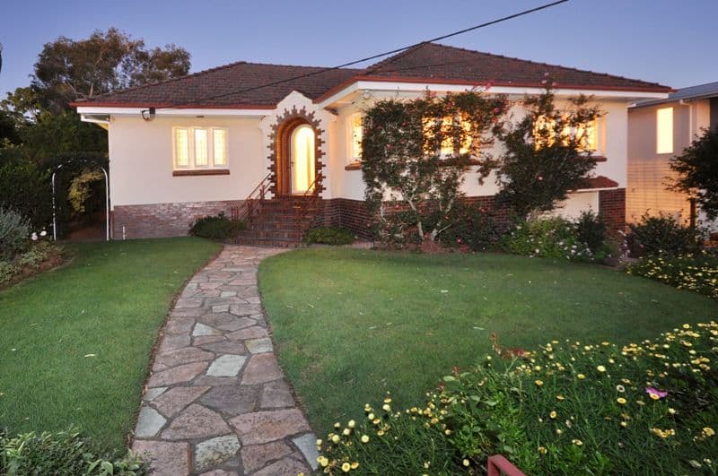26 Sylvia Street, CAMP HILL QLD 4152, Camp Hill - Image 1