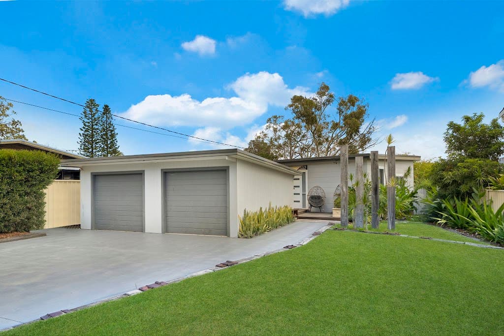 17 Summerland Road, Summerland Point, NSW, 2259, Summerland Point - Image 1