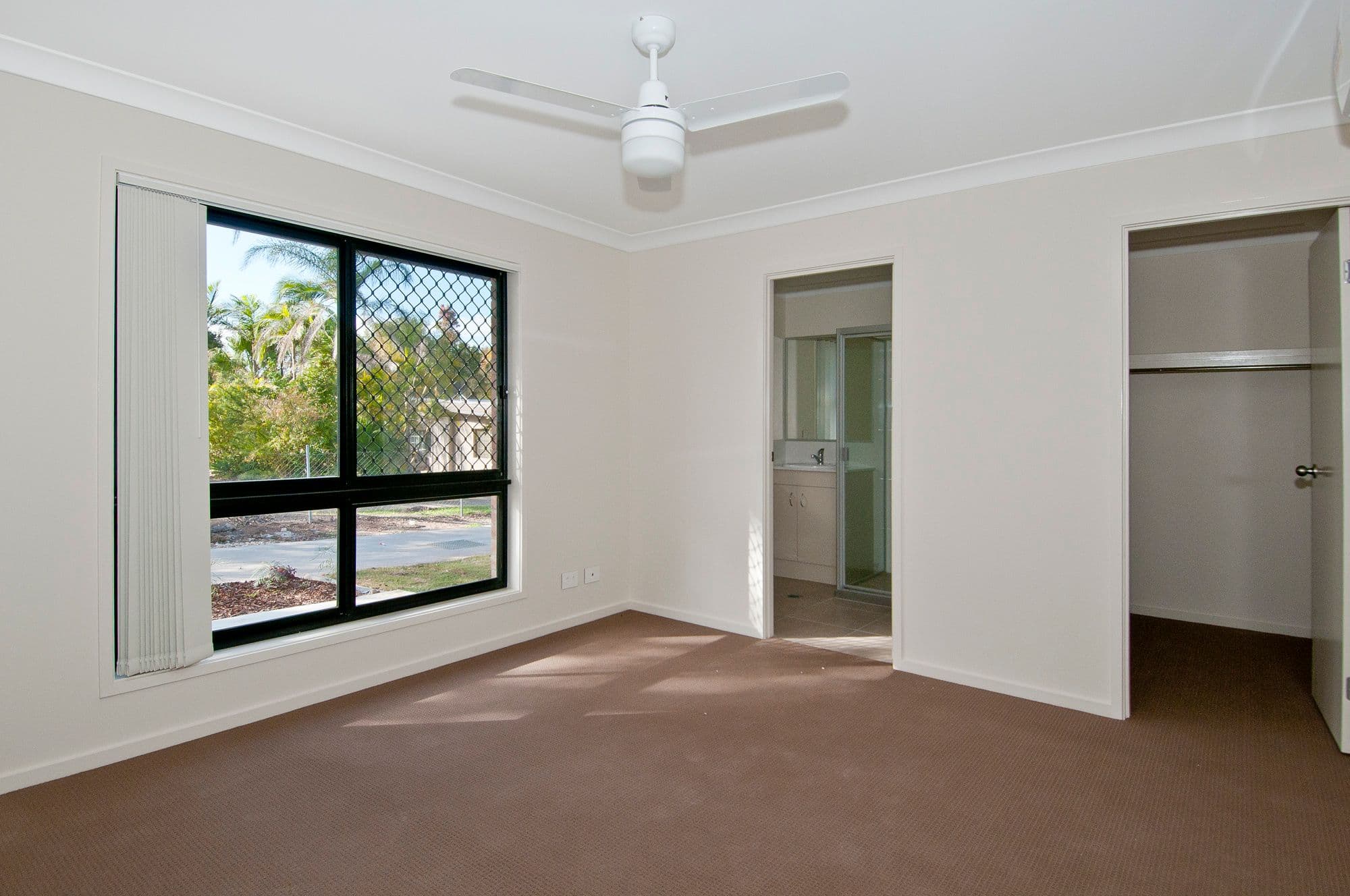 816B Kingston Road, Loganlea QLD 4131, Loganlea - Thumbnail 3