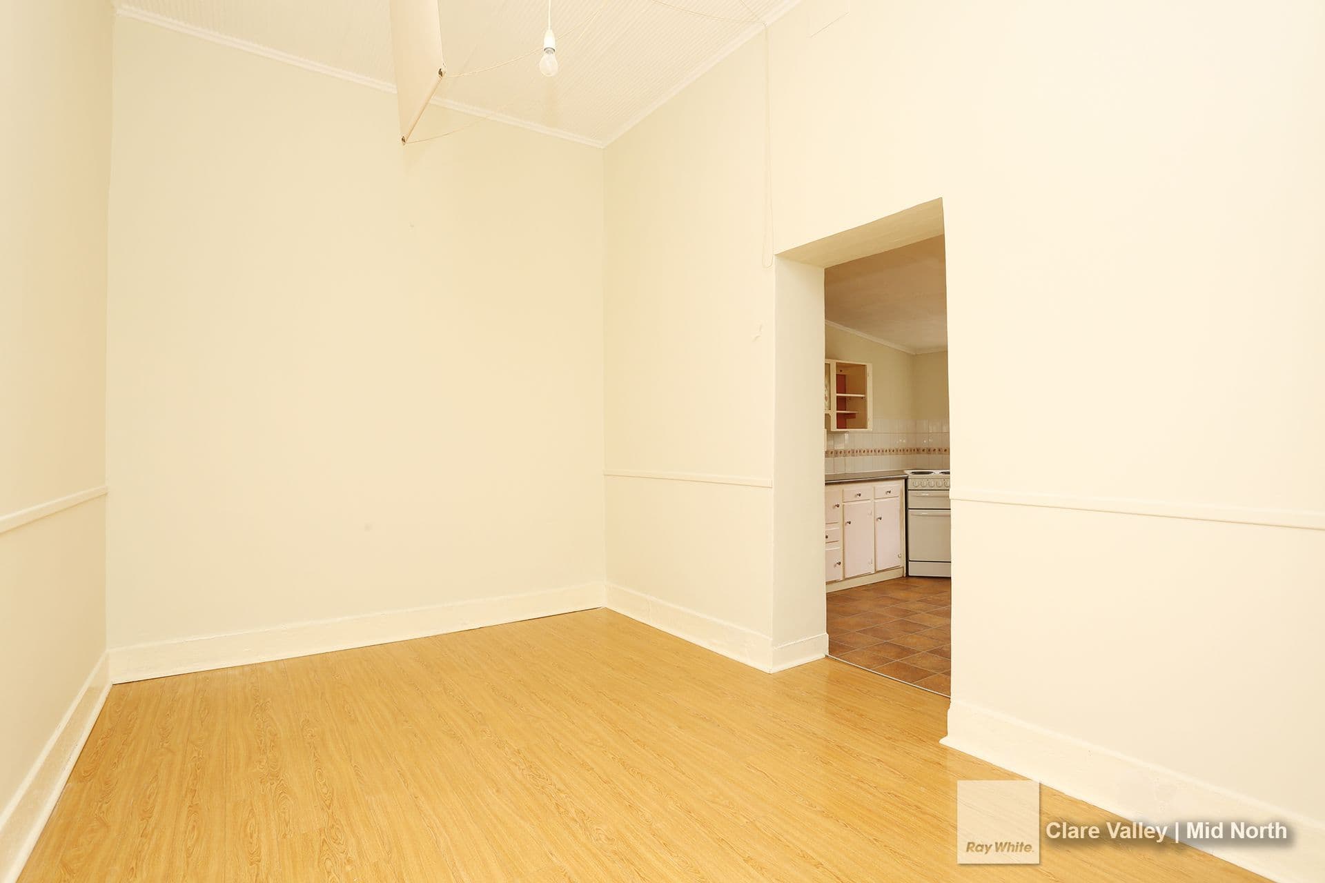 15 Fisher Street, Balaklava SA 5461, Balaklava - Thumbnail 4
